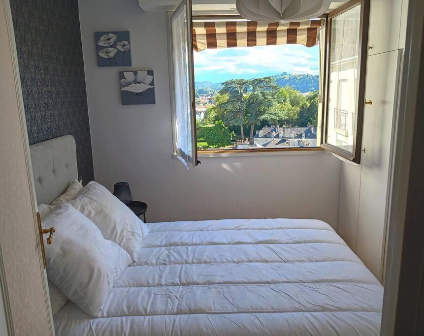 Pau Centre Vue Sur Les Pyrenees Pour 2 Nuits Au Minimum Apartment Exterior photo